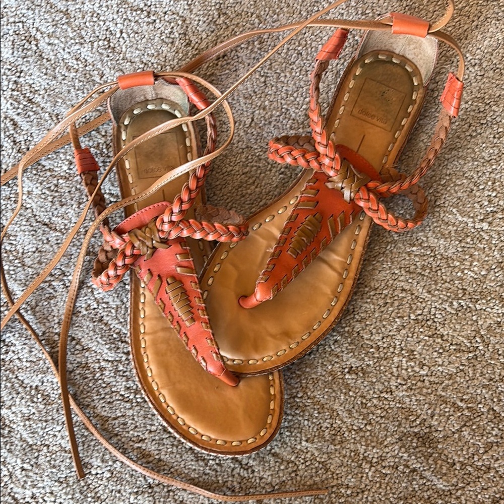 Women’s Dolce Vita Orange Braided T-Strap Sandals - Picture 5 of 8